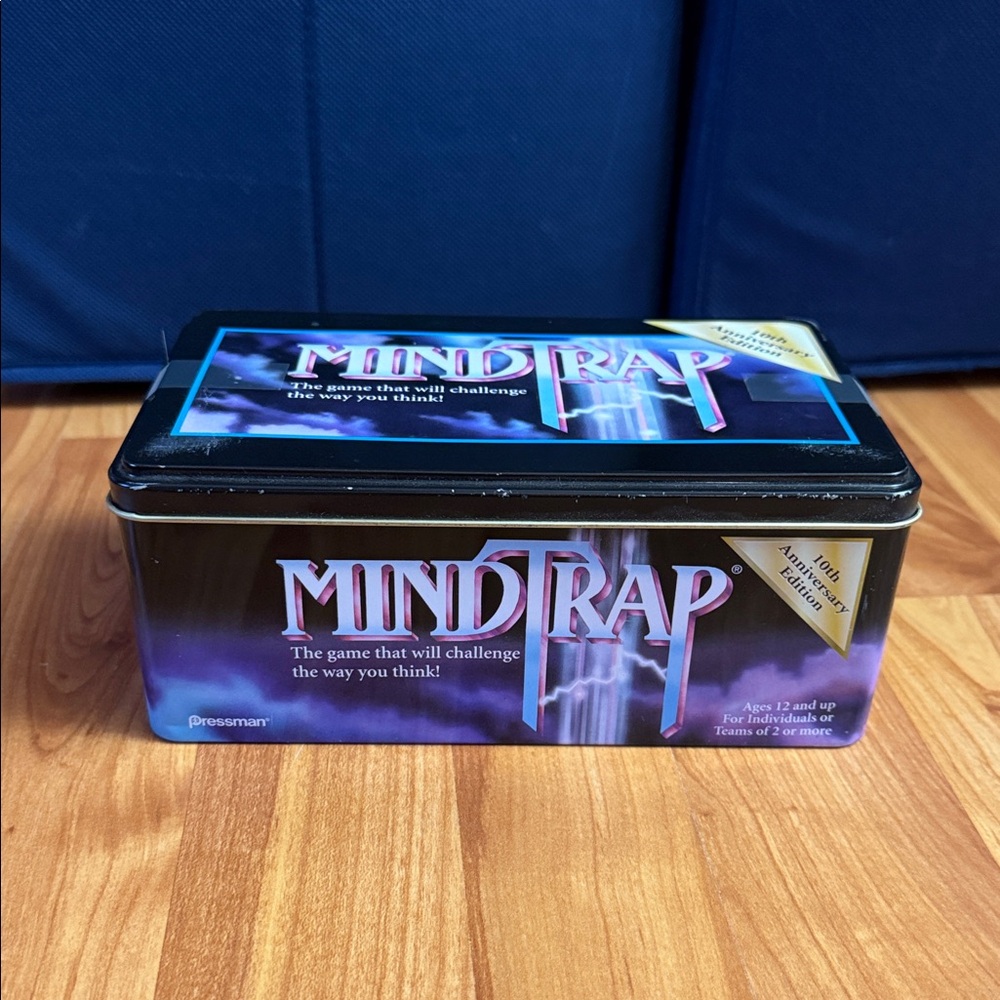 Vintage 2000 MindTrap Game Tin Complete Board Game Card Games - COMPLETE